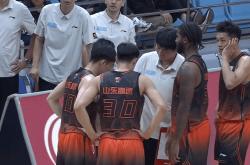 开云体育下载-山东男篮掀翻强敌，斩获胜利