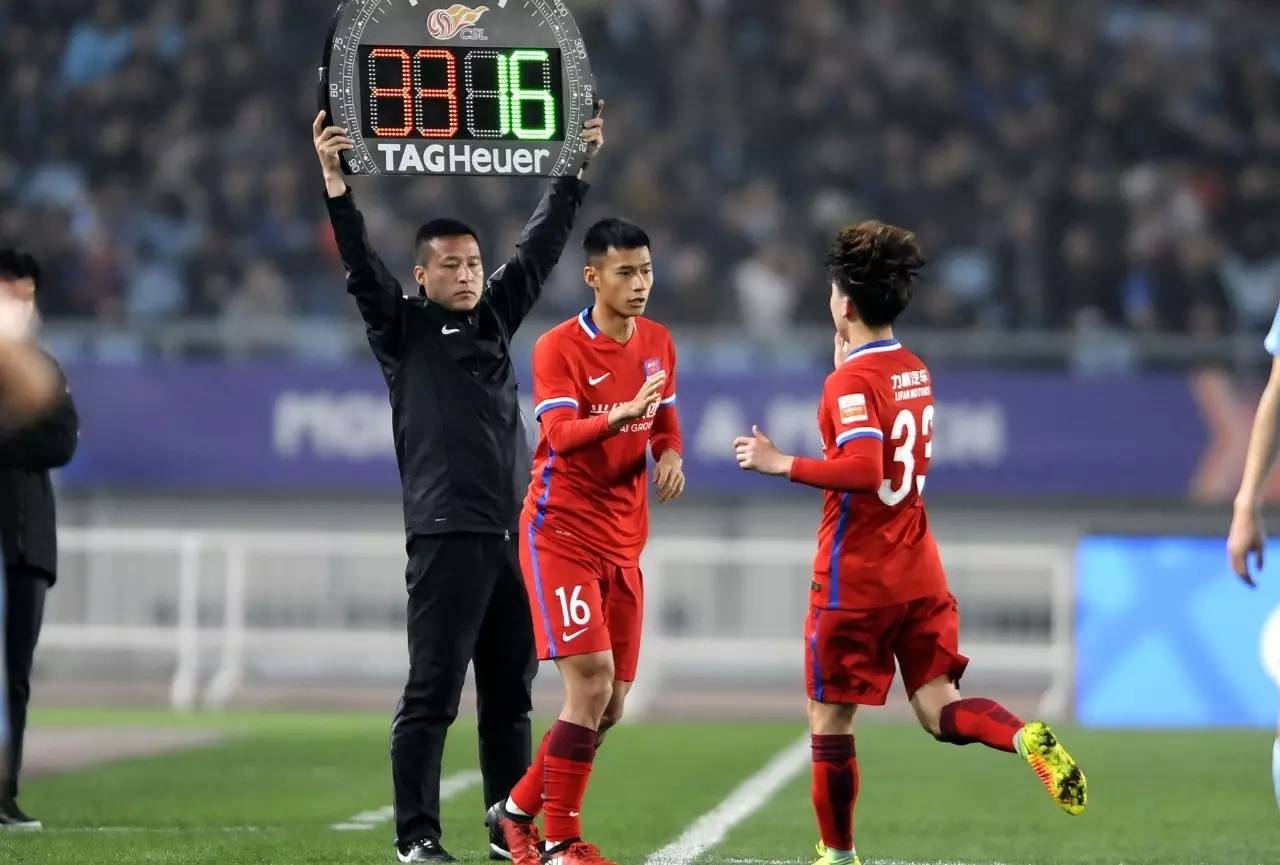 苏宁力克亚泰,继续保持领跑 苏宁力克亚泰,继续保持领跑