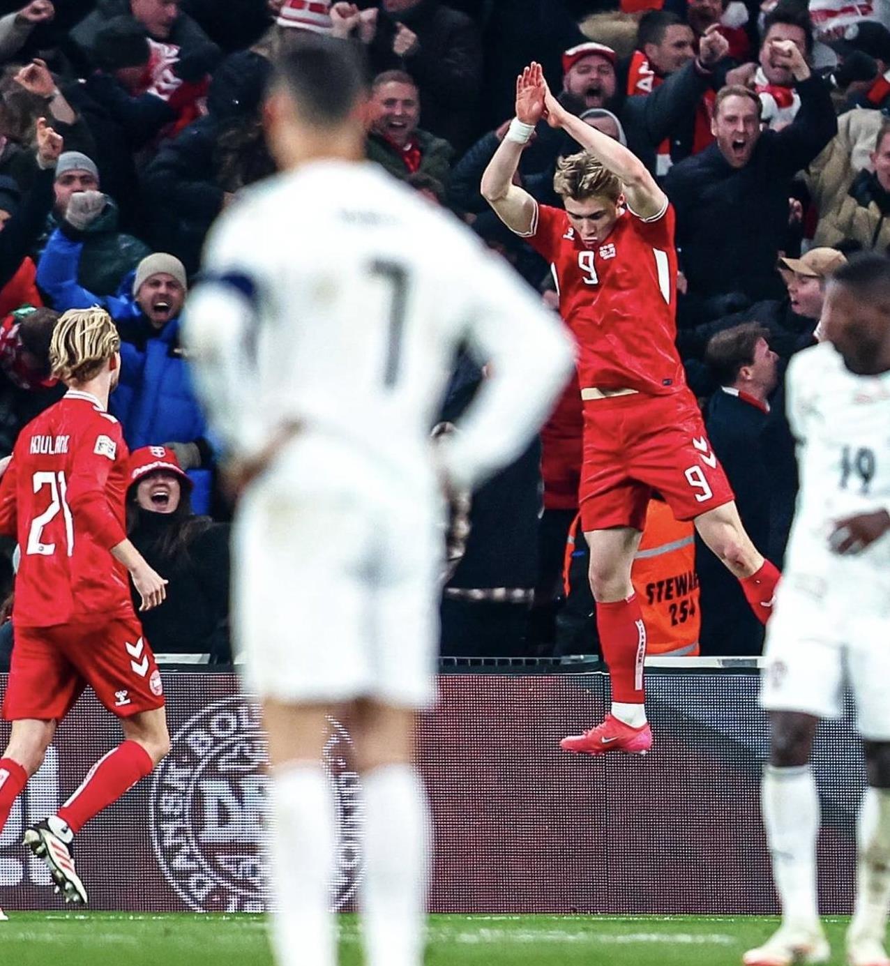 葡萄牙队披荆斩棘，最终战胜对手