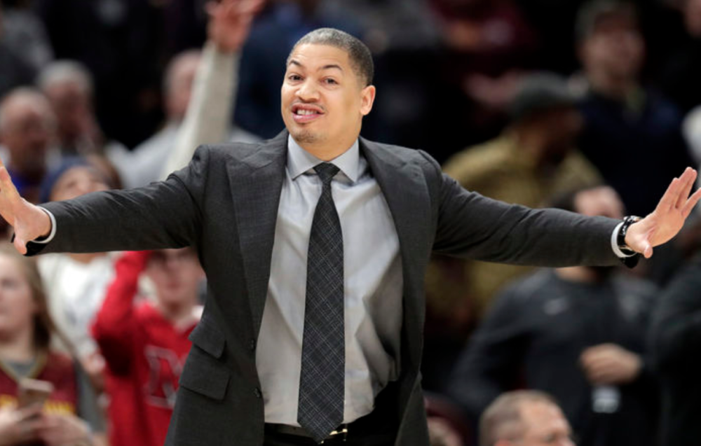 关于胜利之路不断延伸,球队士气高涨的信息 关于胜利之路不断延伸,球队士气高涨的信息