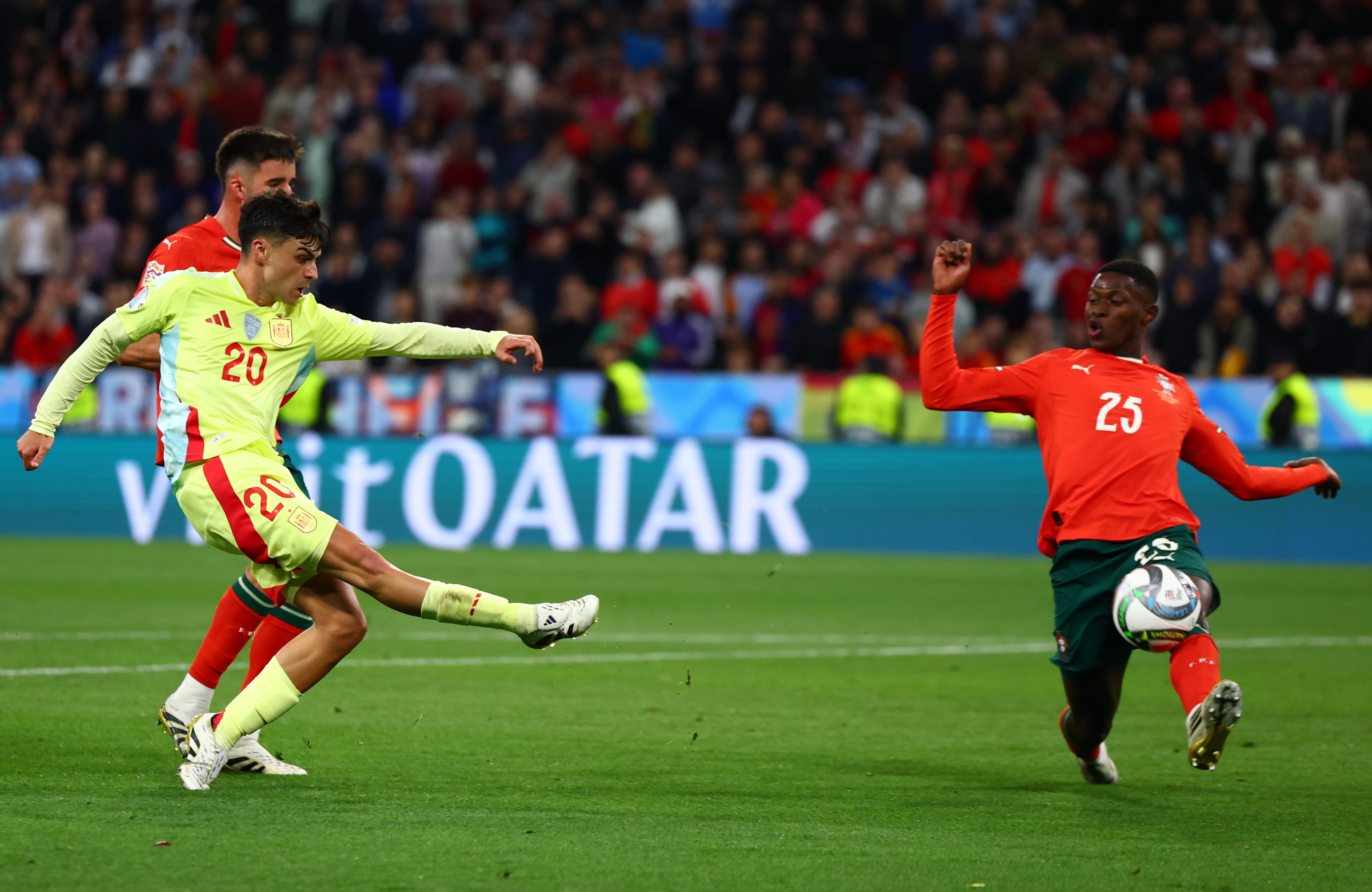 葡萄牙主场3-0轻取卢森堡,豪取连胜的简单介绍 葡萄牙主场3-0轻取卢森堡,豪取连胜的简单介绍