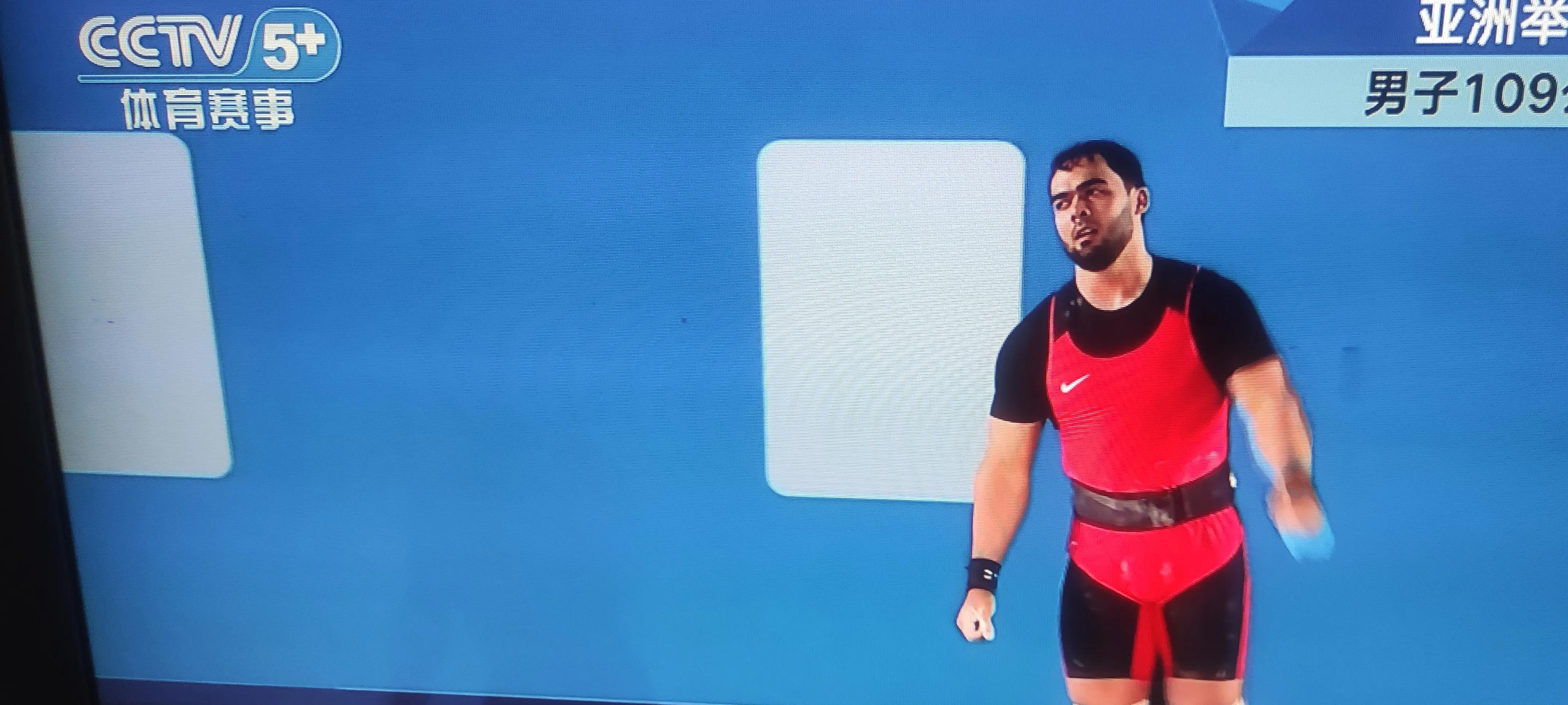 乌兹别克队运动员刻苦训练，实现夺冠