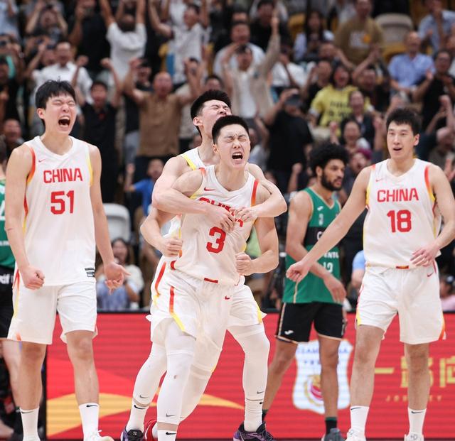 包含意大利男篮翻盘澳大利亚男篮,克莱一己之力扛起全队的词条 包含意大利男篮翻盘澳大利亚男篮,克莱一己之力扛起全队的词条