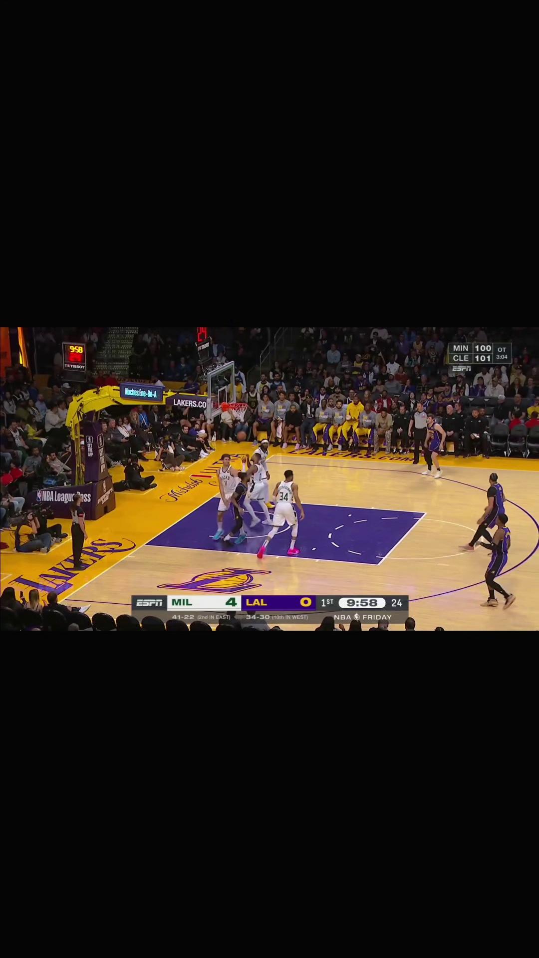 湖人B队逆转墨西哥男篮,拉塞尔制霸全场的简单介绍 湖人B队逆转墨西哥男篮,拉塞尔制霸全场的简单介绍