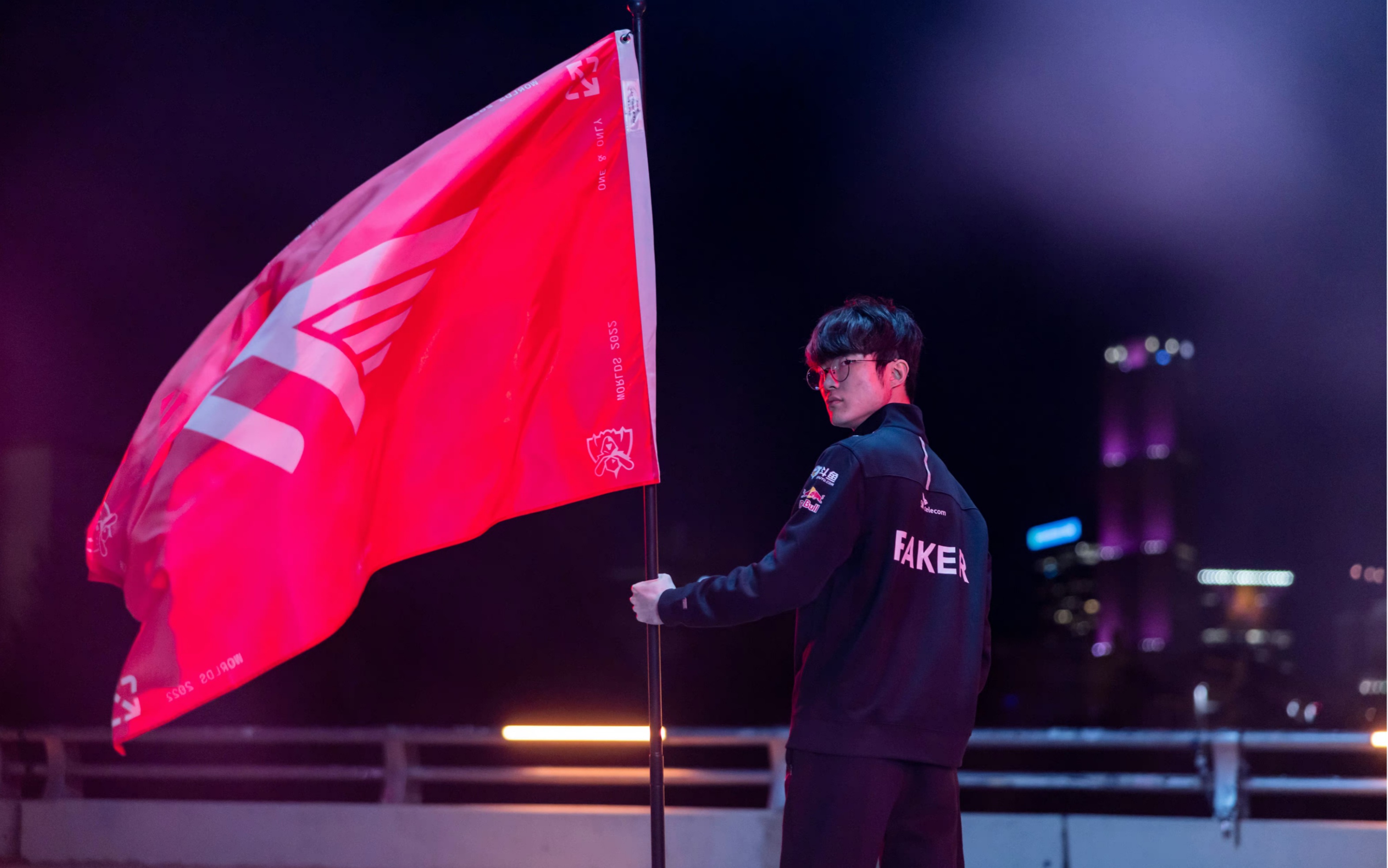 S赛选手赛后落泪，背后故事感人的简单介绍