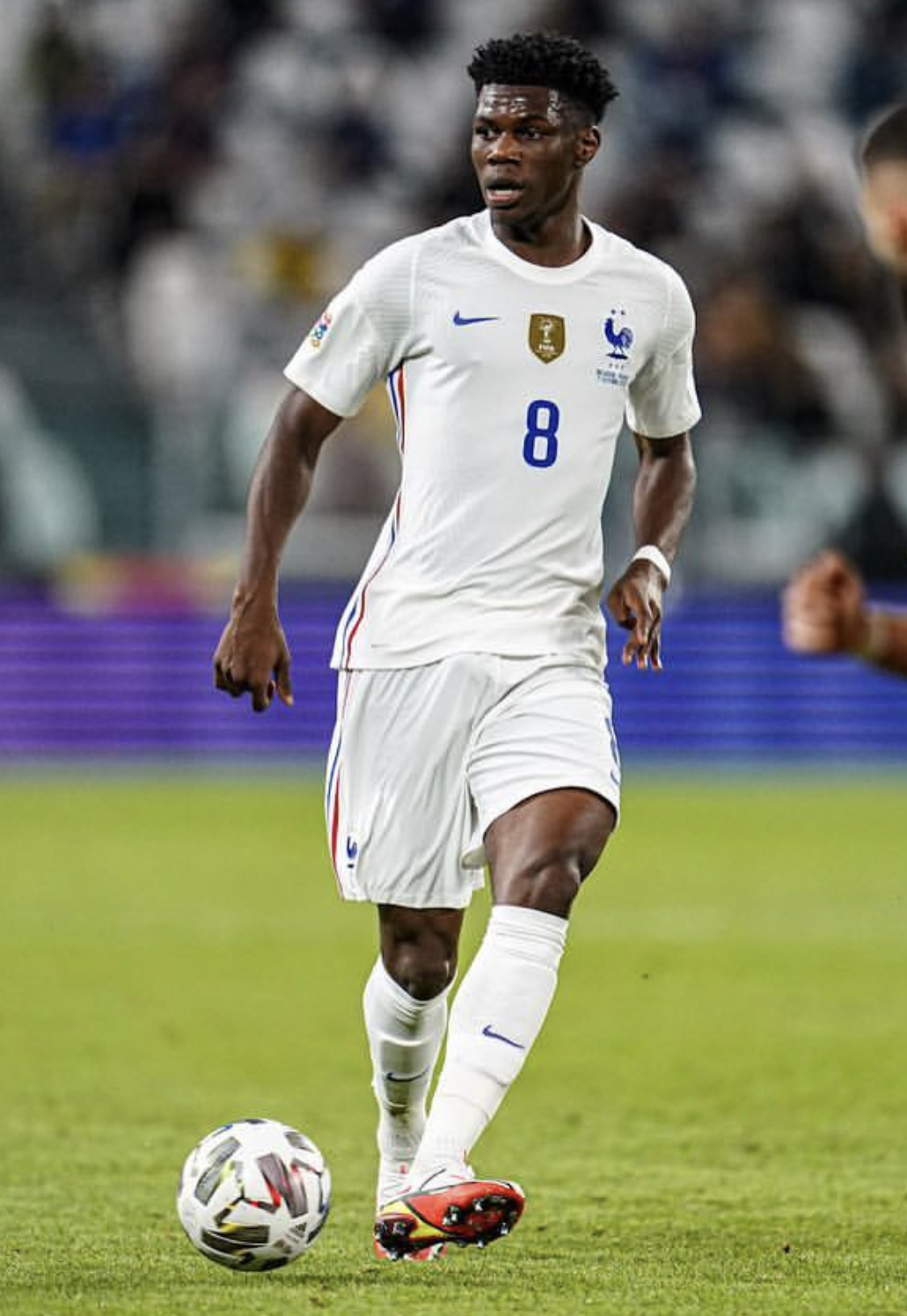 奥地利完胜巴萨,楚阿梅尼高光表现的简单介绍 奥地利完胜巴萨,楚阿梅尼高光表现的简单介绍