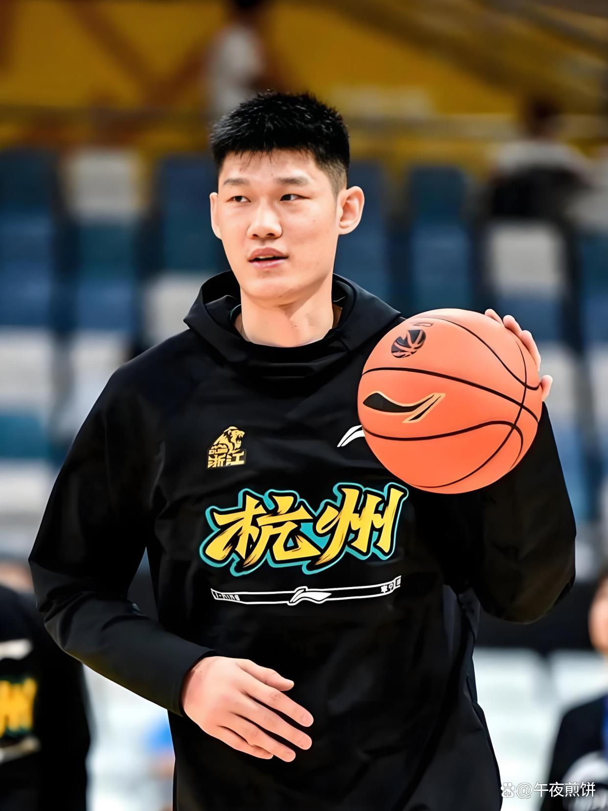 深圳队横扫新疆队，胡金秋惊艳四座